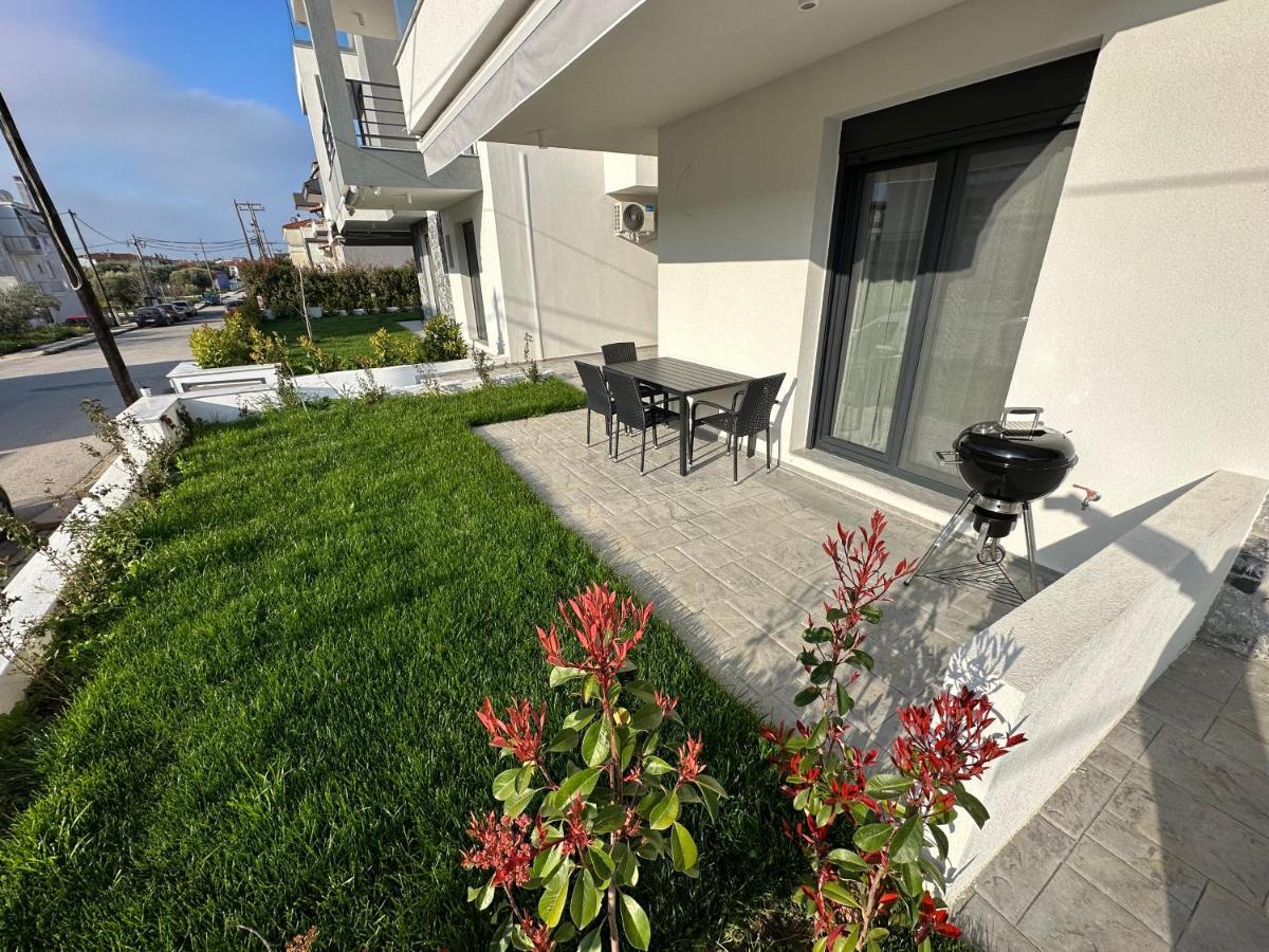 Olea Suites 2 Nea Moudania Bagian luar foto